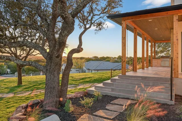 $1,495,000 | 400 Emerald Way, Horseshoe Bay, TX 78657