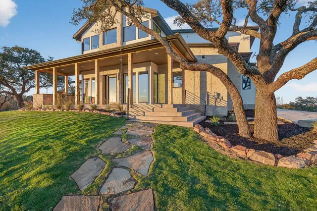 $1,495,000 | 400 Emerald Way, Horseshoe Bay, TX 78657