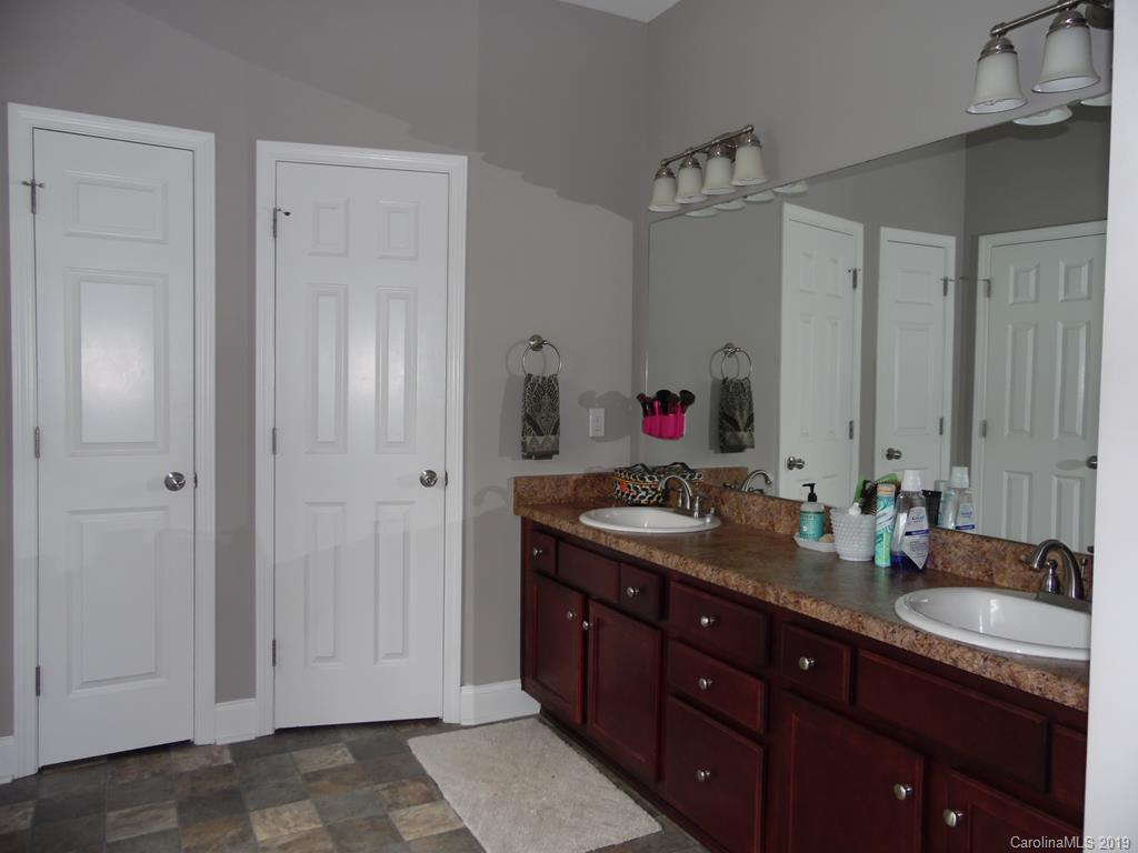 805 Worley Road Marion, NC 28752 - Photo 13 of 28 Gallery Image 13