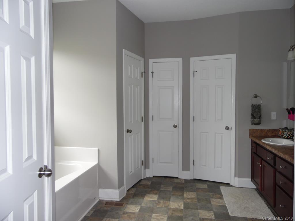 805 Worley Road Marion, NC 28752 - Photo 14 of 28 Gallery Image 14