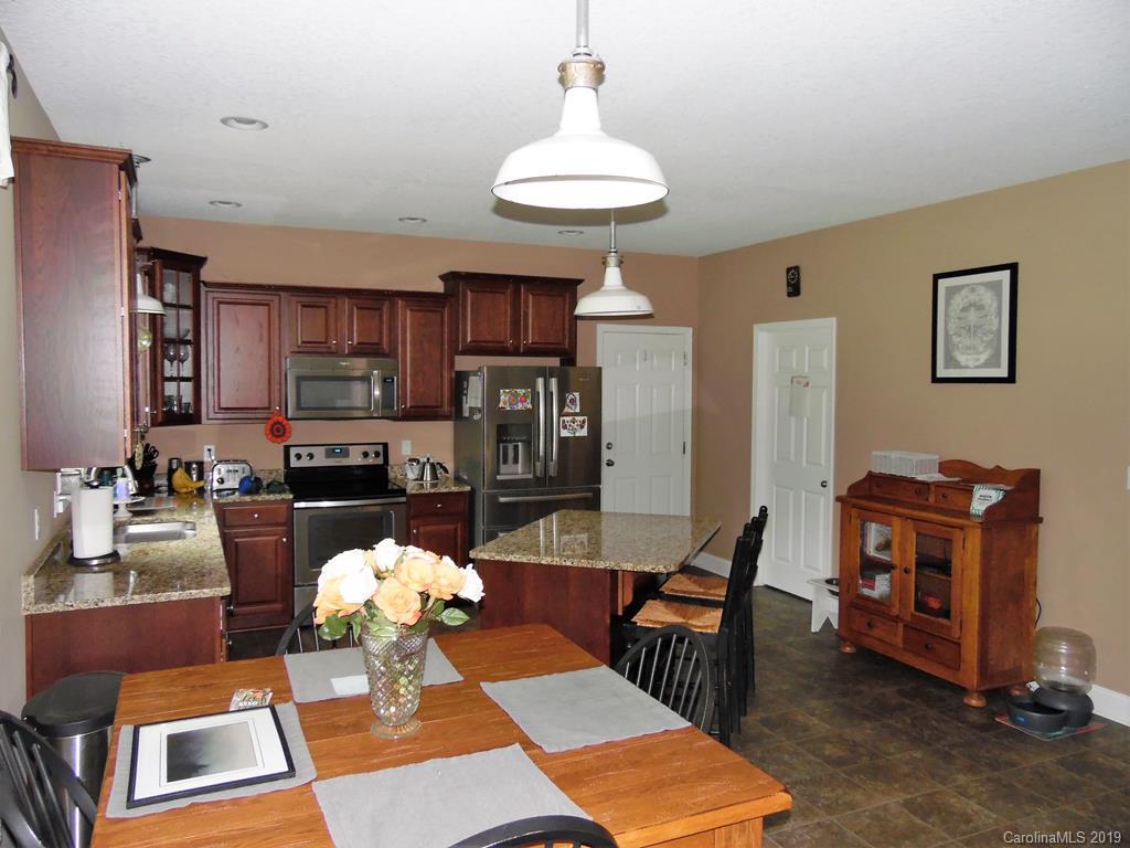 805 Worley Road Marion, NC 28752 - Photo 5 of 28 Gallery Image 5
