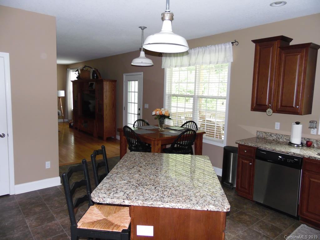 805 Worley Road Marion, NC 28752 - Photo 6 of 28 Gallery Image 6