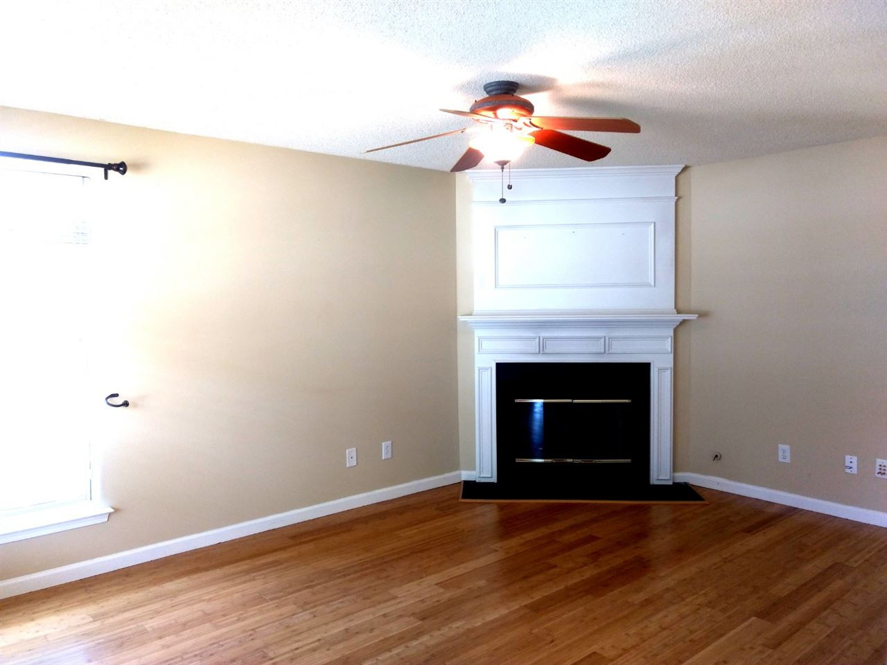 613 Three Meadows Road Fuquay-Varina, NC 27526 - Photo 4 of 30 Living Room