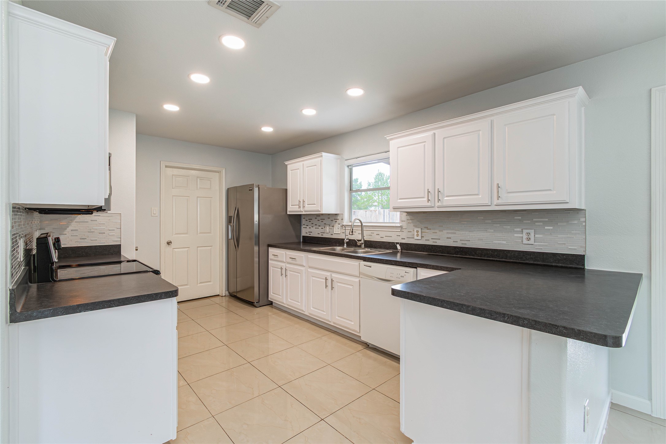 4331 Nueces River Loop Spring, TX 77386 - Photo 10 of 31