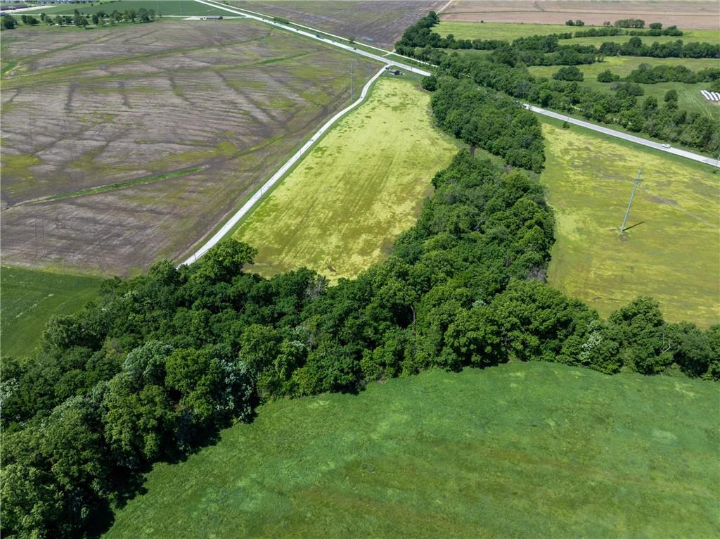 75 Northeast 254p Road Clinton, MO 64735 - Photo 9 of 21