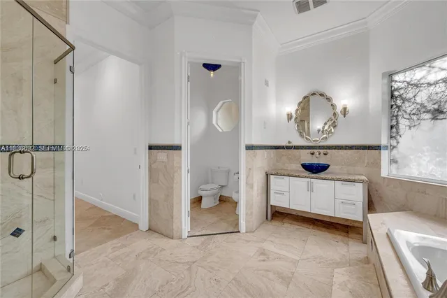 a view of a house with swimming pool