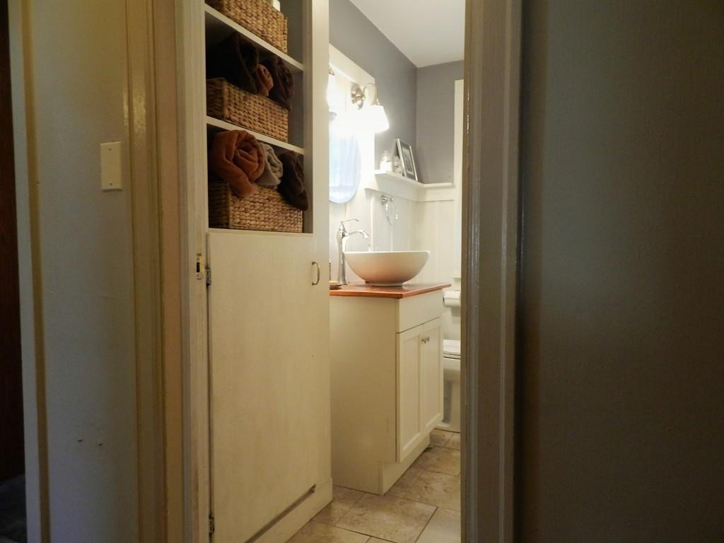 875 Wilbraham Road Springfield, MA 01109 - Photo 14 of 34