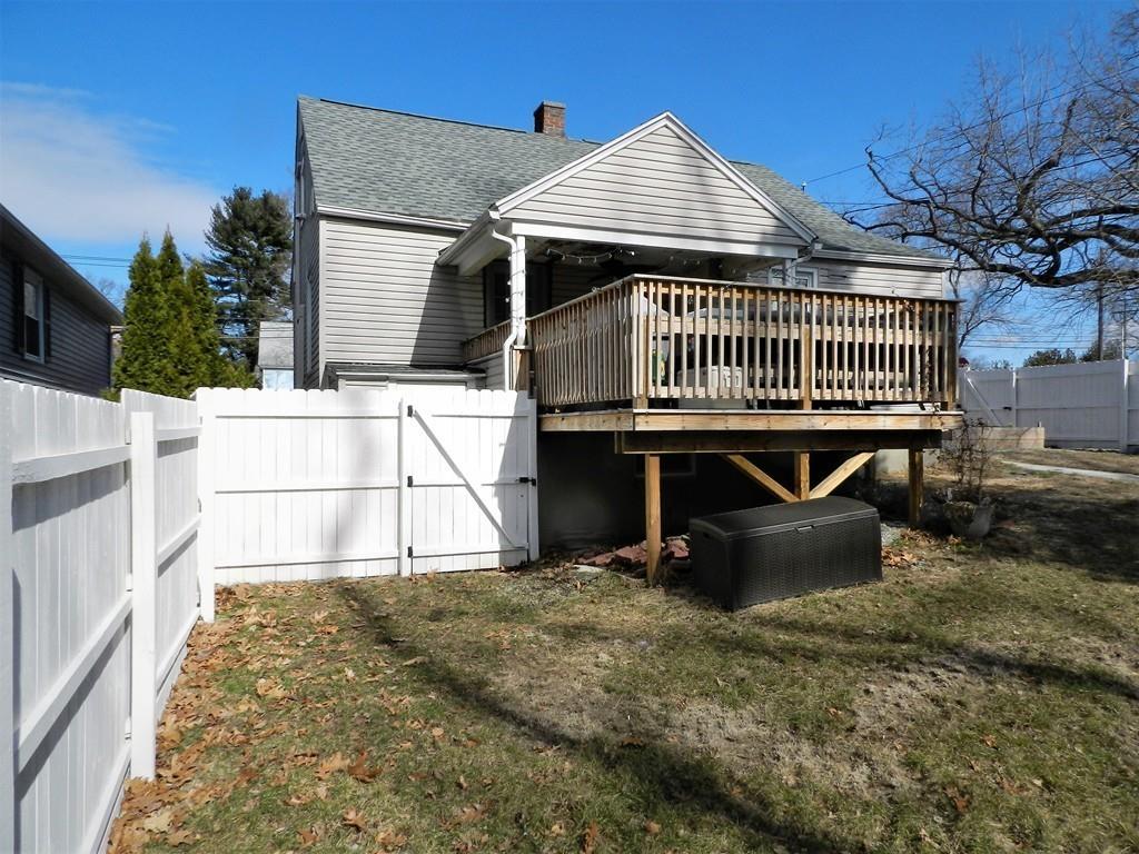 875 Wilbraham Road Springfield, MA 01109 - Photo 27 of 34