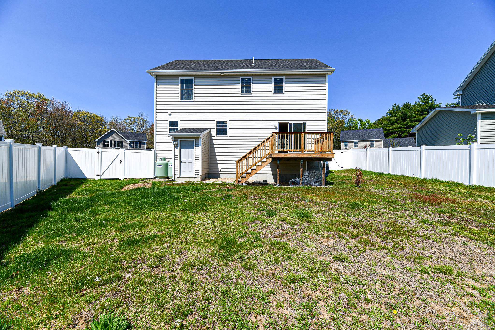 64 Miller's Farm Drive Rochester, NH 03868 - Photo 3 of 40 Gallery Image 3