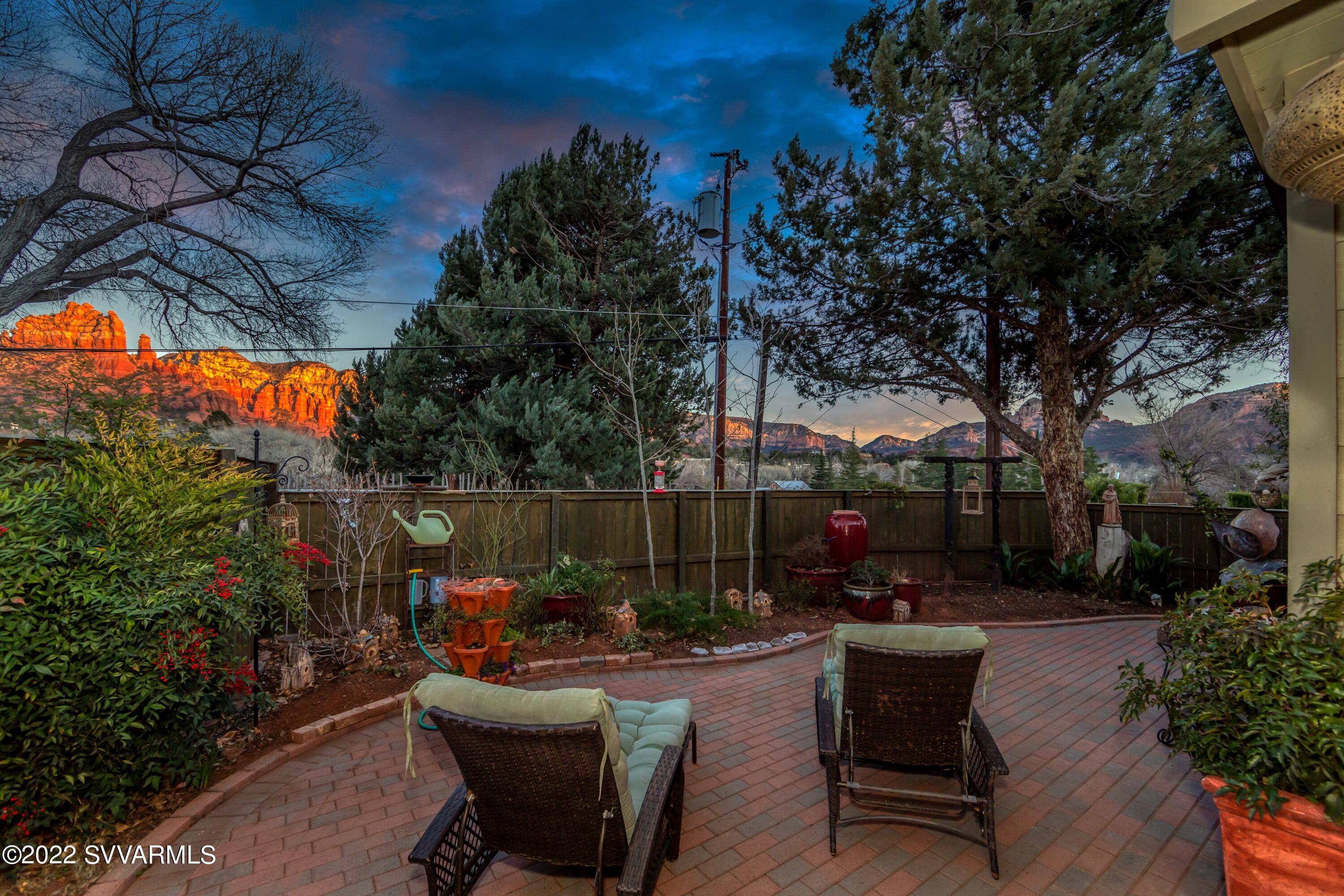 55 Abbott Road Sedona, AZ 86336 - Photo 21 of 36 052_Front Patio
