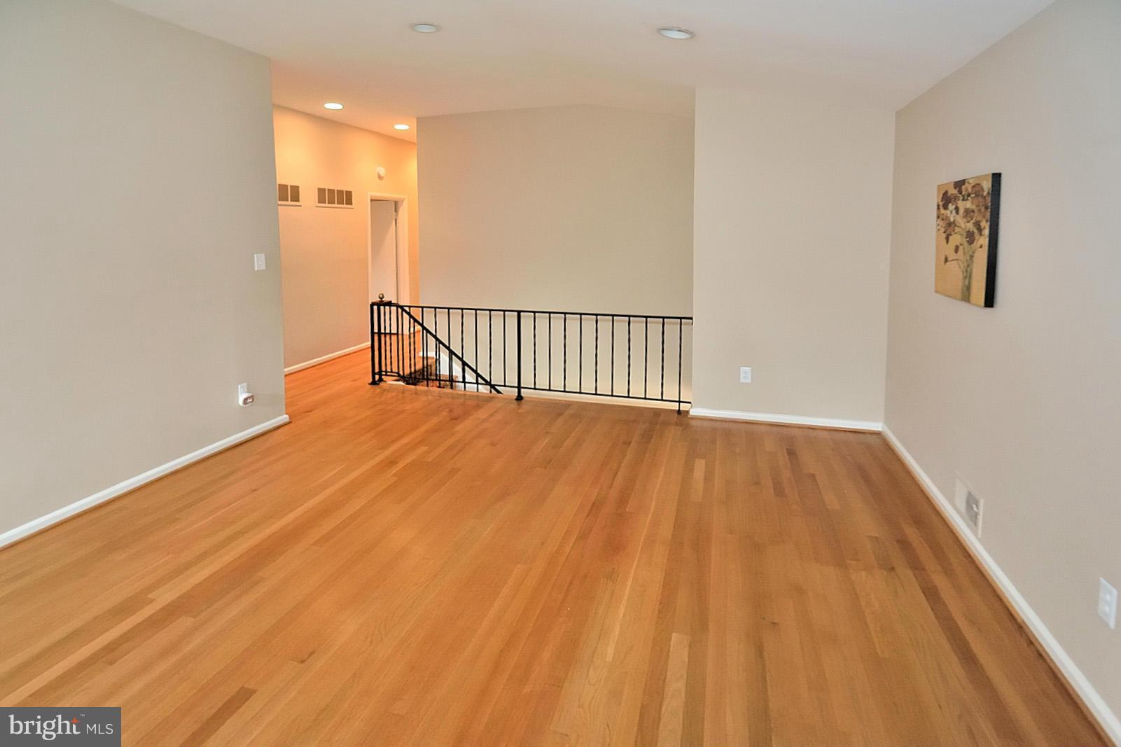 6719 Old Chesterbrook Road McLean, VA 22101 - Photo 8 of 19 Living Room