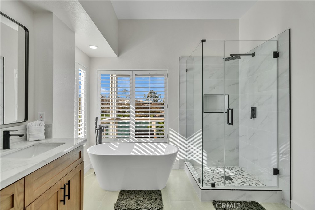 21 Lakefront Irvine, CA 92604 - Photo 21 of 39