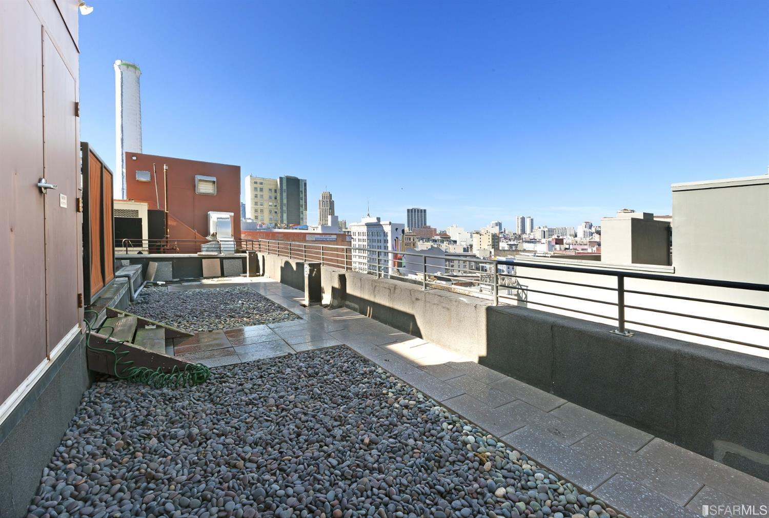 2 Mint Plaza, Unit 801 San Francisco, CA 94103 - Photo 20 of 28 a very nice looking room with a large window