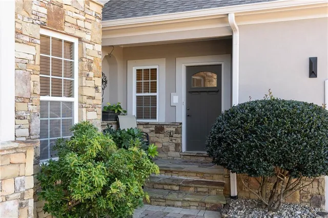 $1,275,000 | 525 Waters Way, Fayetteville, GA 30215