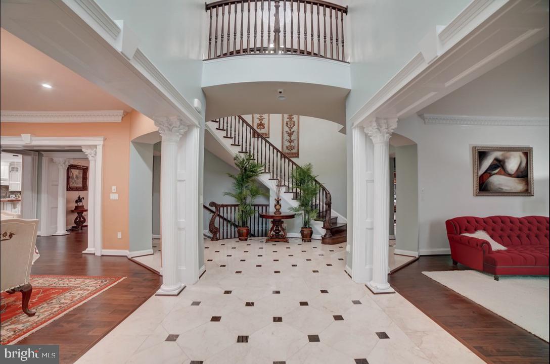 11561 Stuart Mill Road Oakton, VA 22124 - Photo 15 of 75