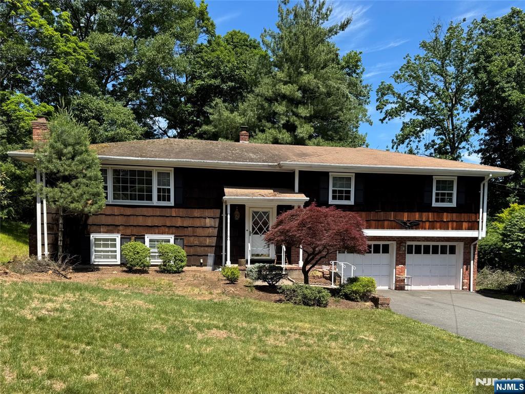 76 Cider Mill Road Hawthorne, NJ 07506 - Photo 2 of 38