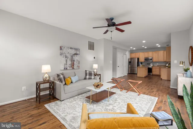 $539,900 | 6902 South Dewey Court, Fredericksburg, VA 22407