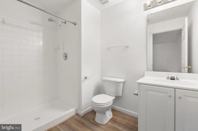 $539,900 | 6902 South Dewey Court, Fredericksburg, VA 22407