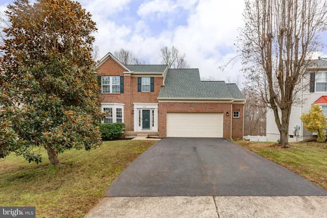 $539,900 | 6902 South Dewey Court, Fredericksburg, VA 22407