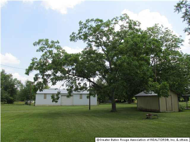 8777 Lockhart Road Denham Springs, LA 70726 - Photo 5 of 19