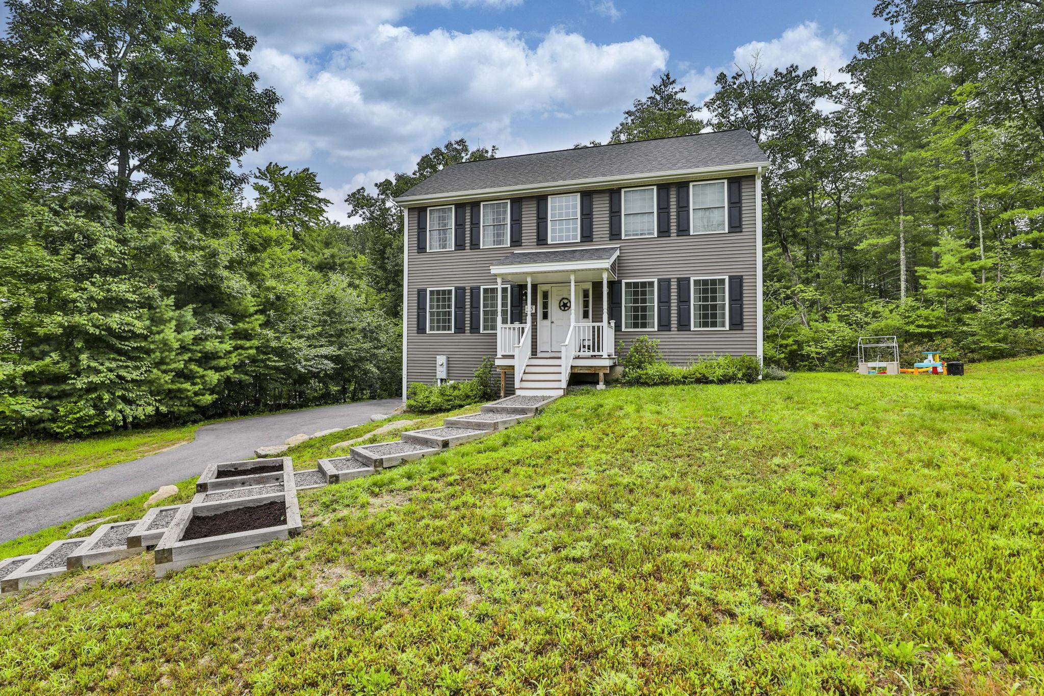 55 Falcon Ridge Road Milford, NH 03055 - Photo 24 of 36