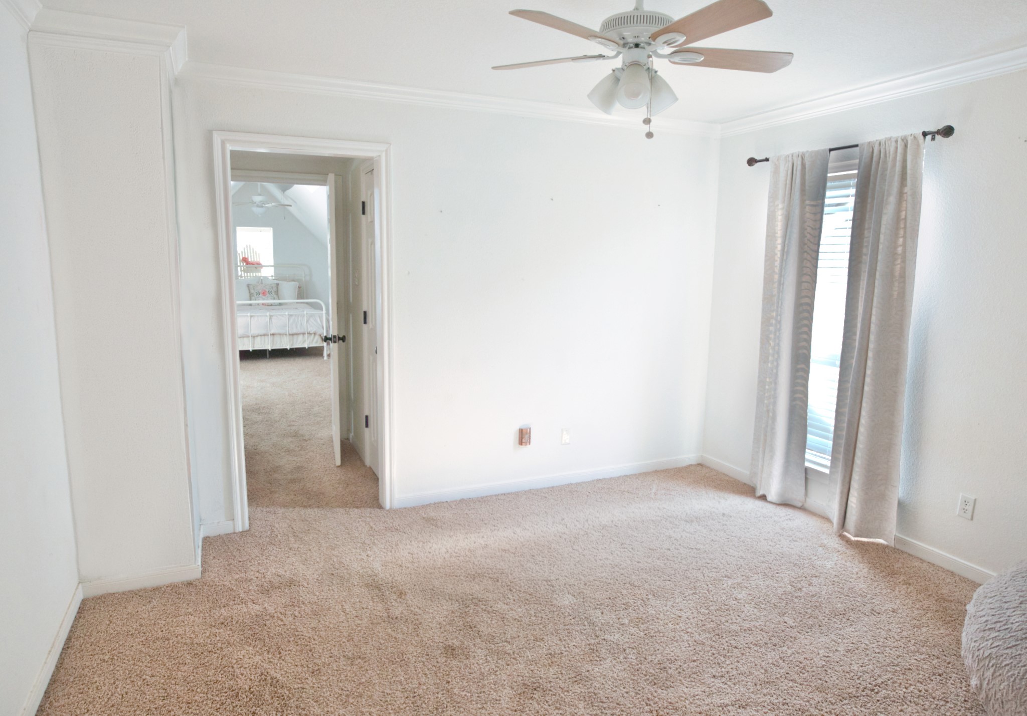 608 Prairie Lane Angleton, TX 77515 - Photo 27 of 30 A corner of one wall is virtually painted