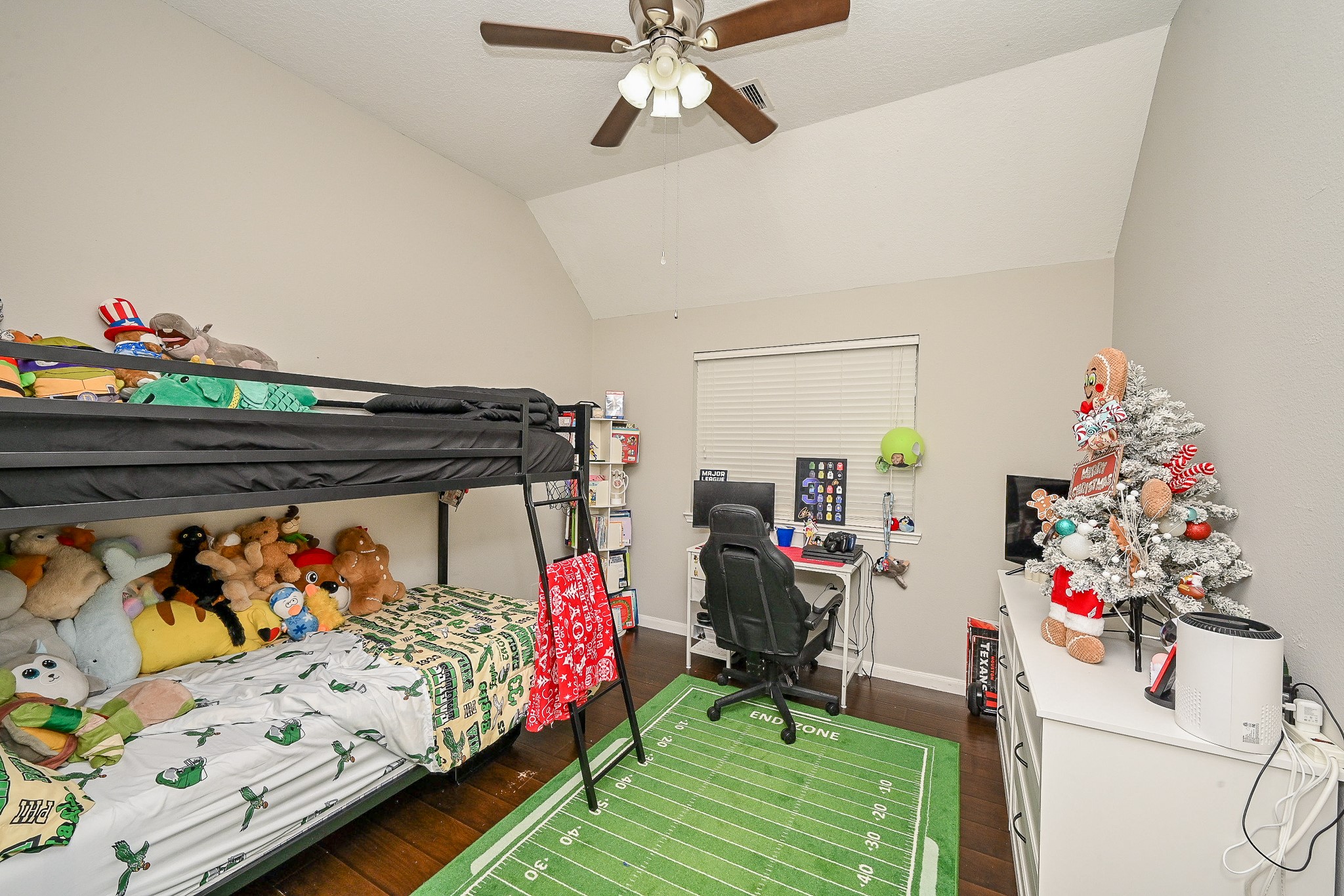 3907 Tigris Ridge Drive Katy, TX 77449 - Photo 13 of 20 a bedroom with bed and a window