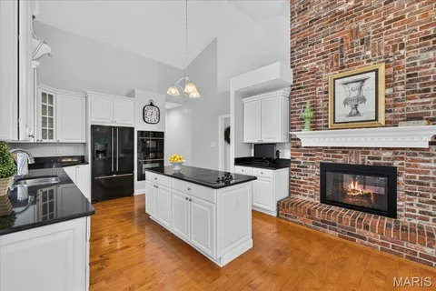 $889,000 | 17715 Drummer Lane, Wildwood, MO 63005