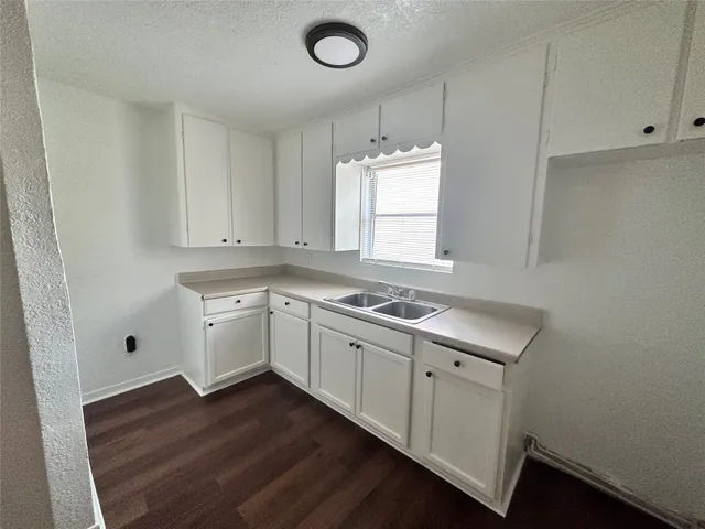 $205,000 | 1208 7th Avenue North, Texas City, TX 77590