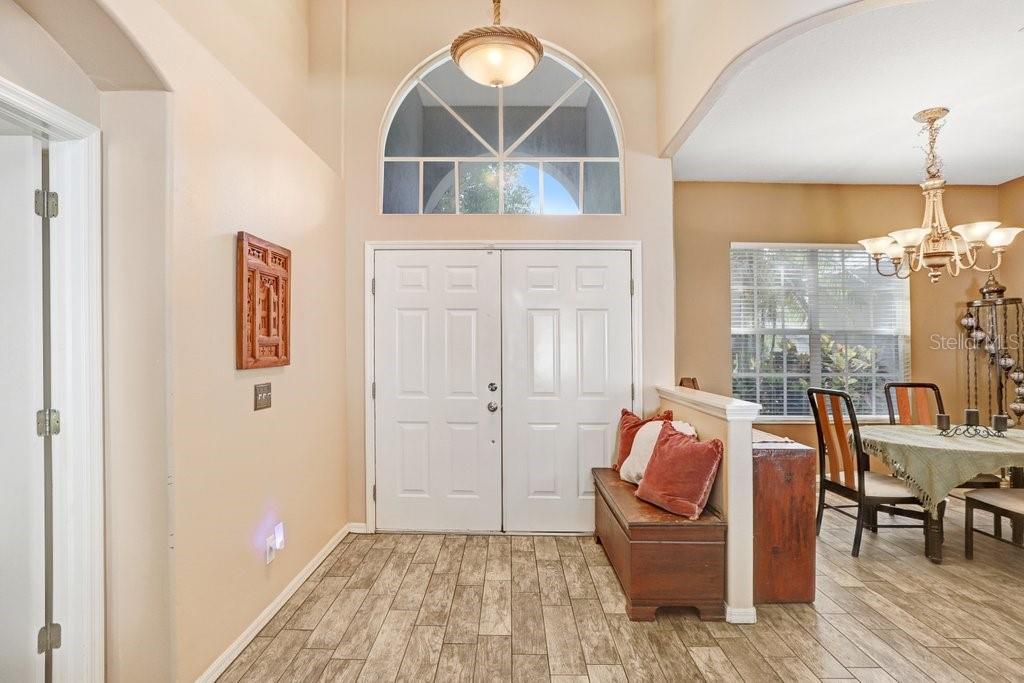 829 Innergary Place Valrico, FL 33594 - Photo 4 of 30 a living room with furniture and a window
