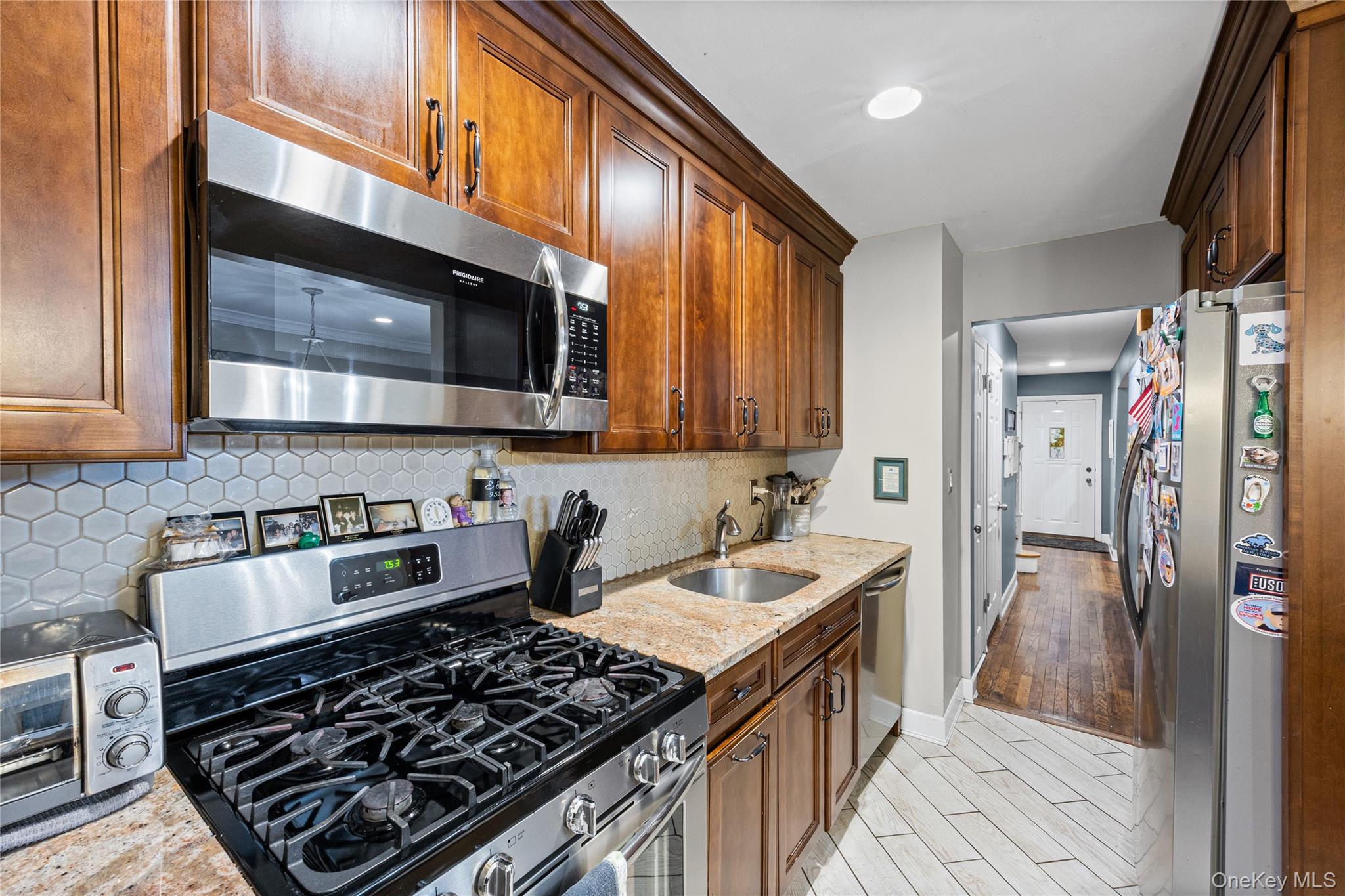 3530 Long Beach Road, Unit 27 Oceanside, NY 11572 - Photo 10 of 32
