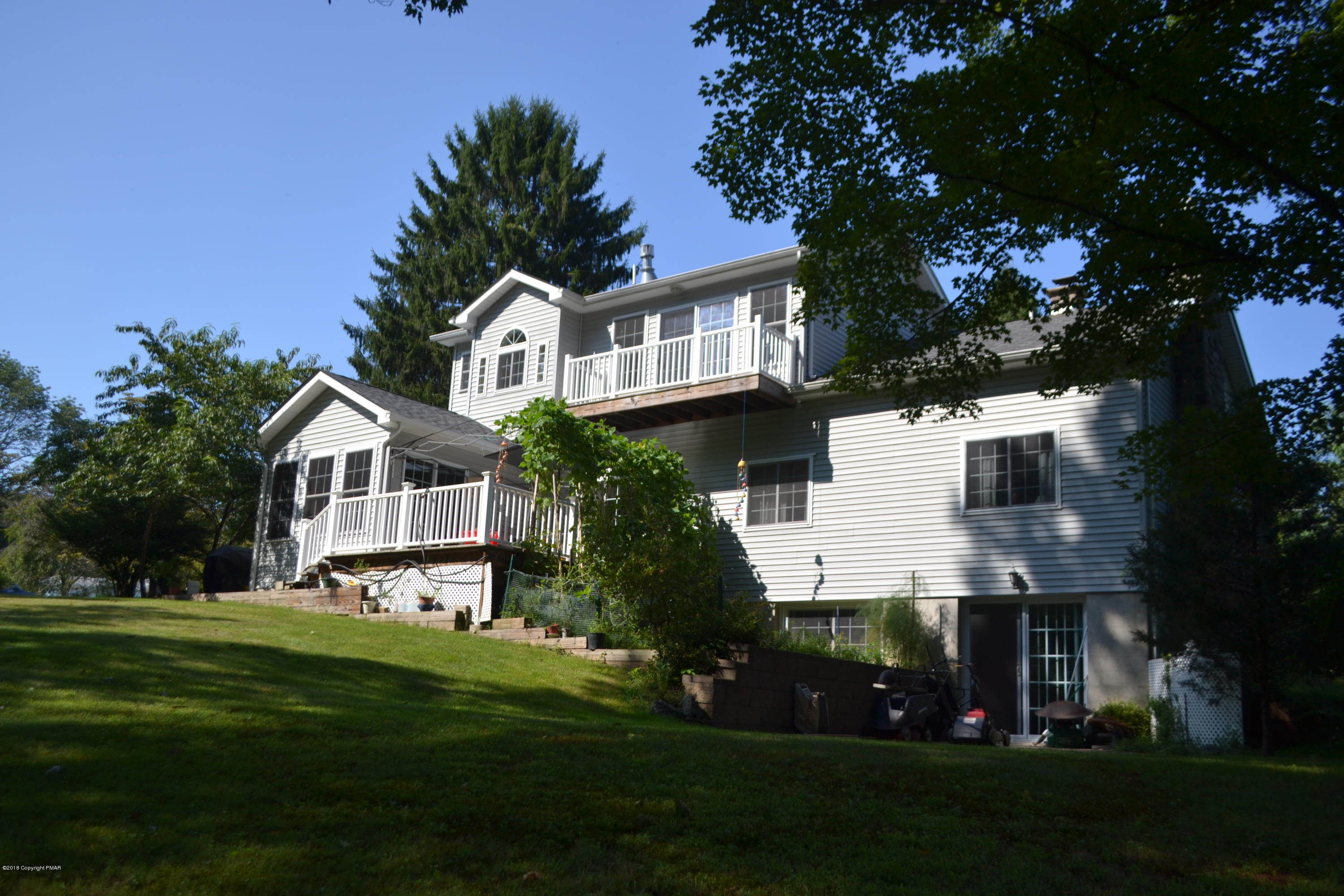 302 Norton Road Stroudsburg, PA 18360 - Photo 13 of 73 Rear View of the House