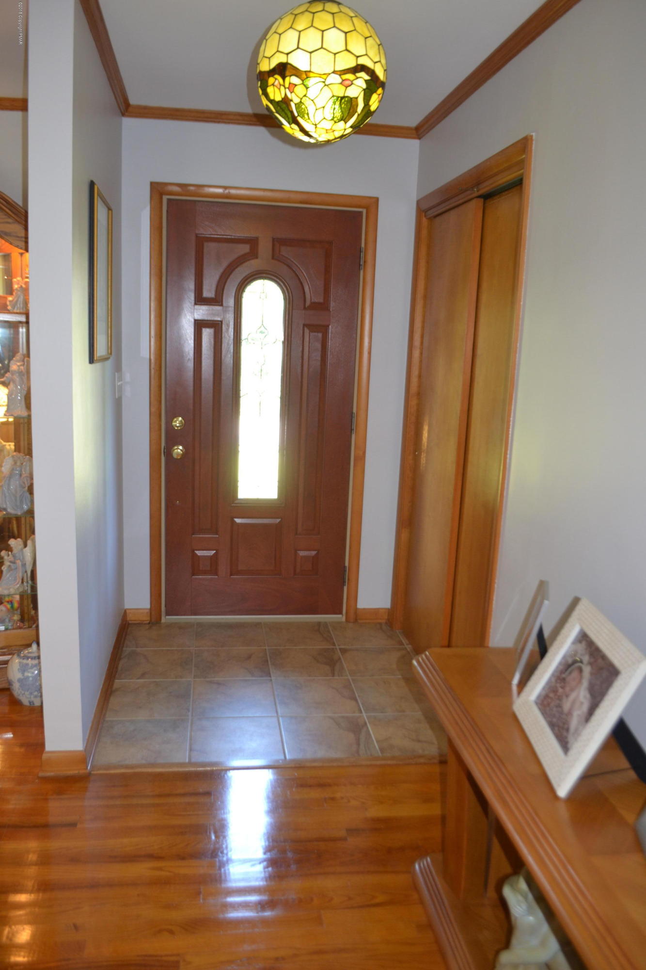 302 Norton Road Stroudsburg, PA 18360 - Photo 42 of 73 Foyer