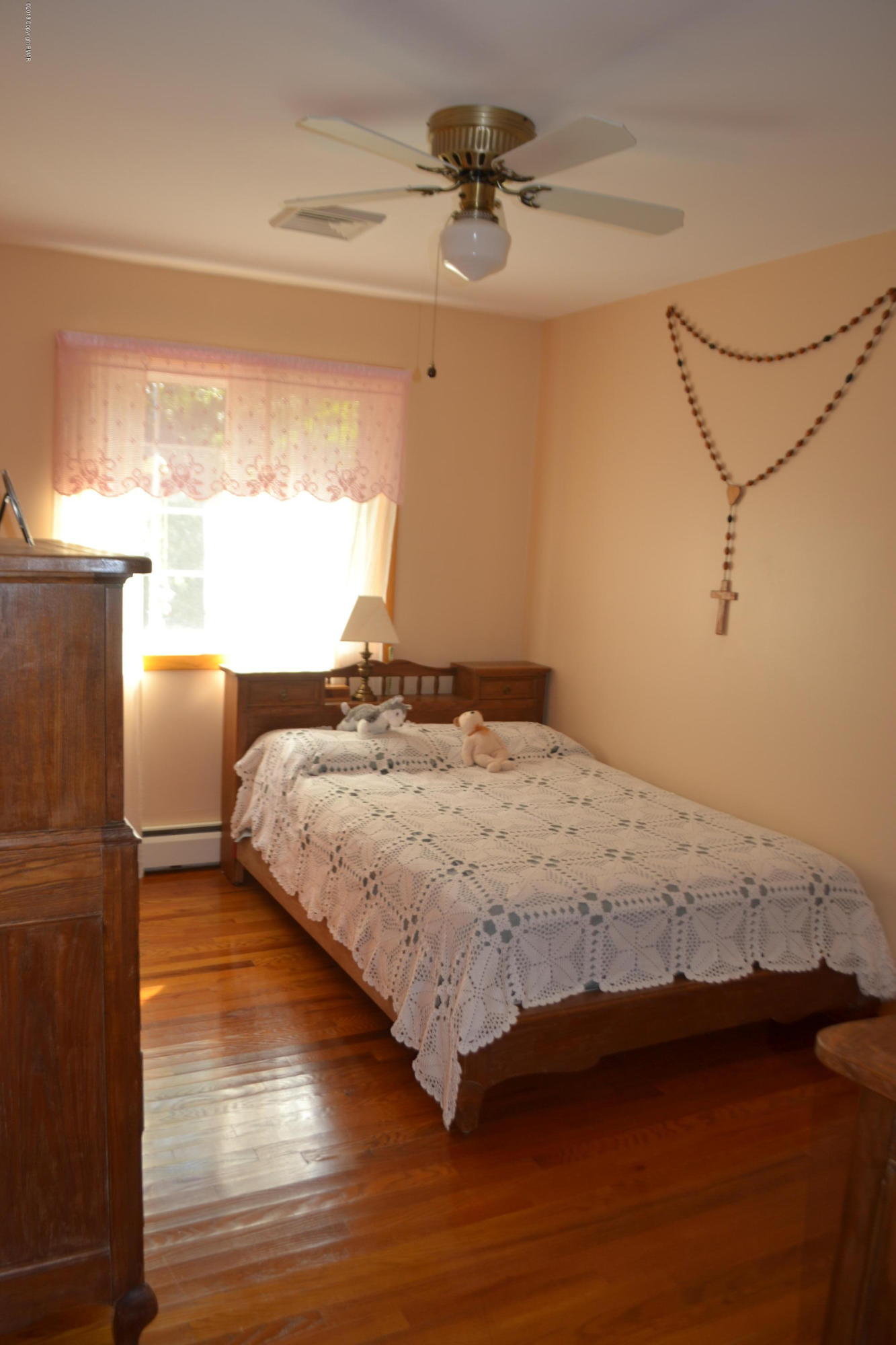 302 Norton Road Stroudsburg, PA 18360 - Photo 43 of 73 Bedroom 1