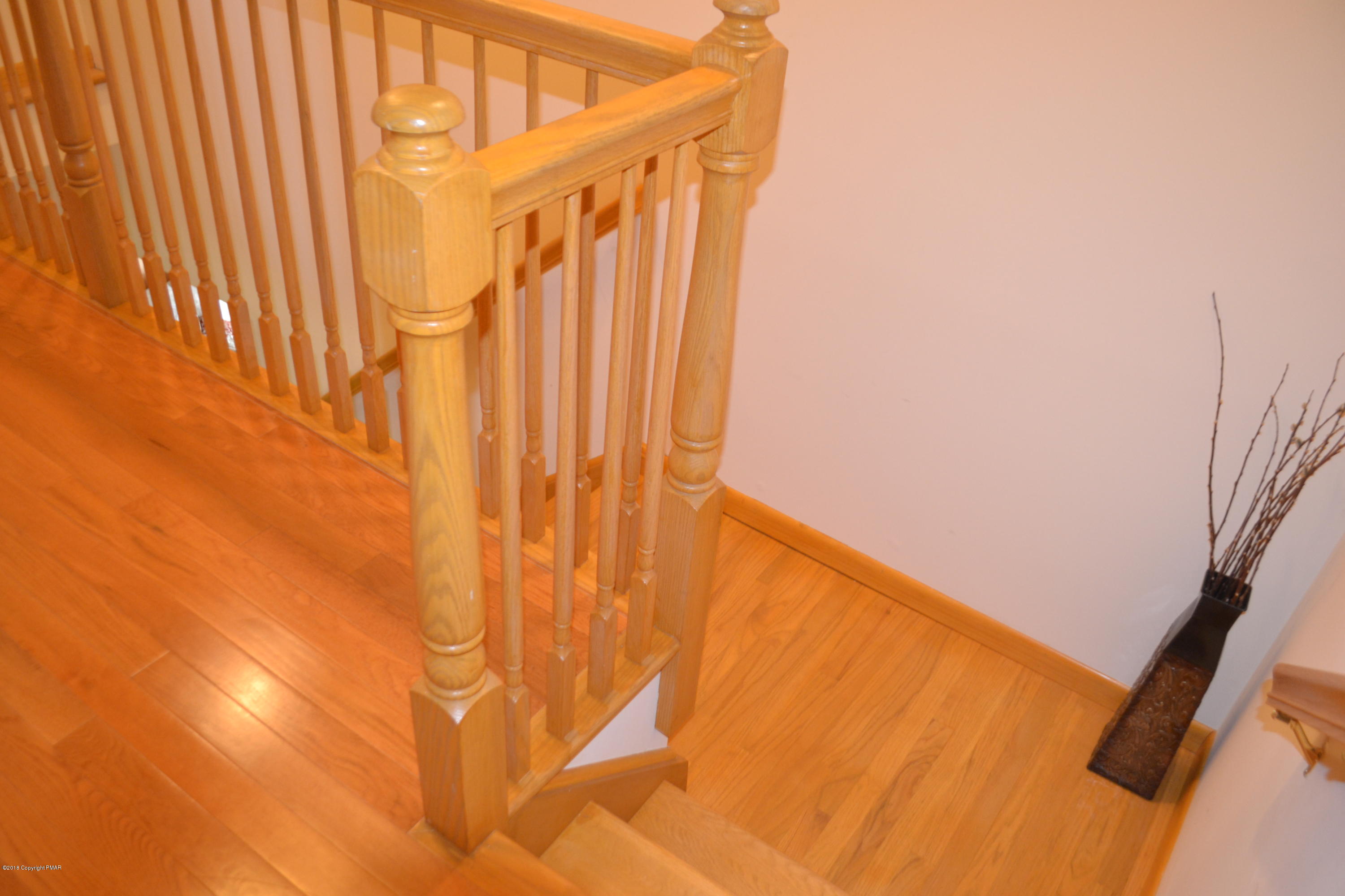 302 Norton Road Stroudsburg, PA 18360 - Photo 52 of 73 Staires to Master
