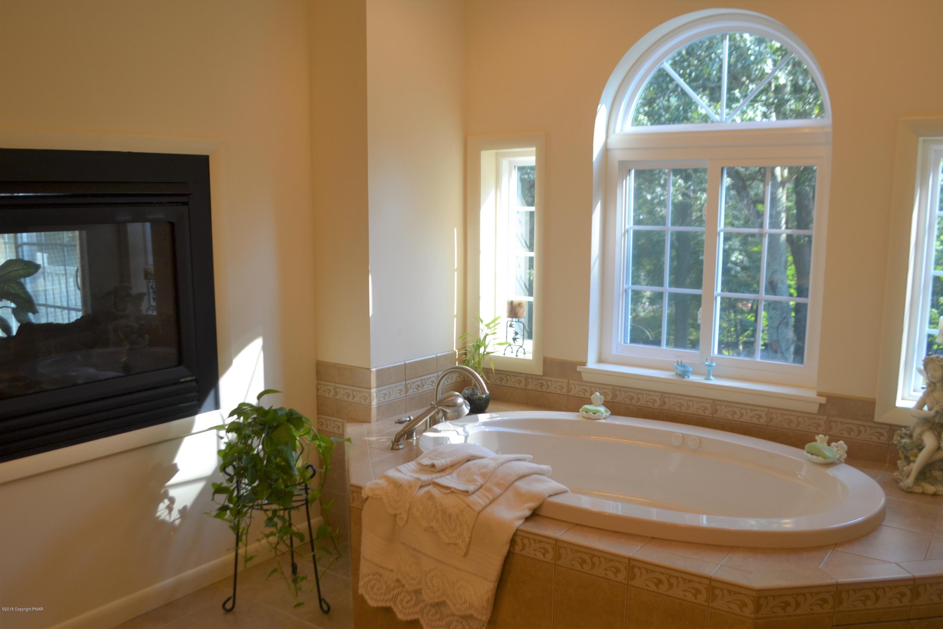302 Norton Road Stroudsburg, PA 18360 - Photo 64 of 73 DSC_0235