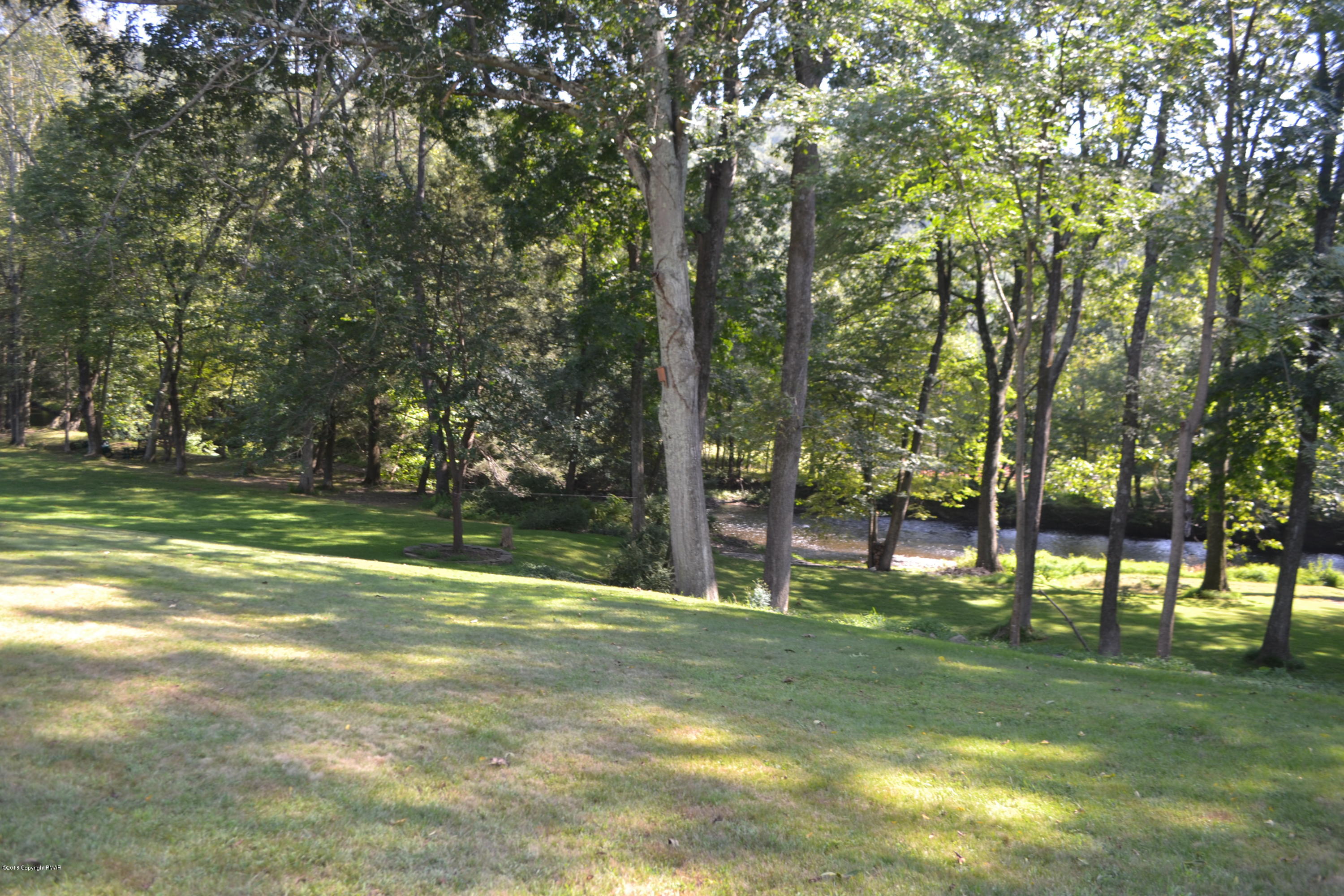 302 Norton Road Stroudsburg, PA 18360 - Photo 7 of 73 Rear Yard