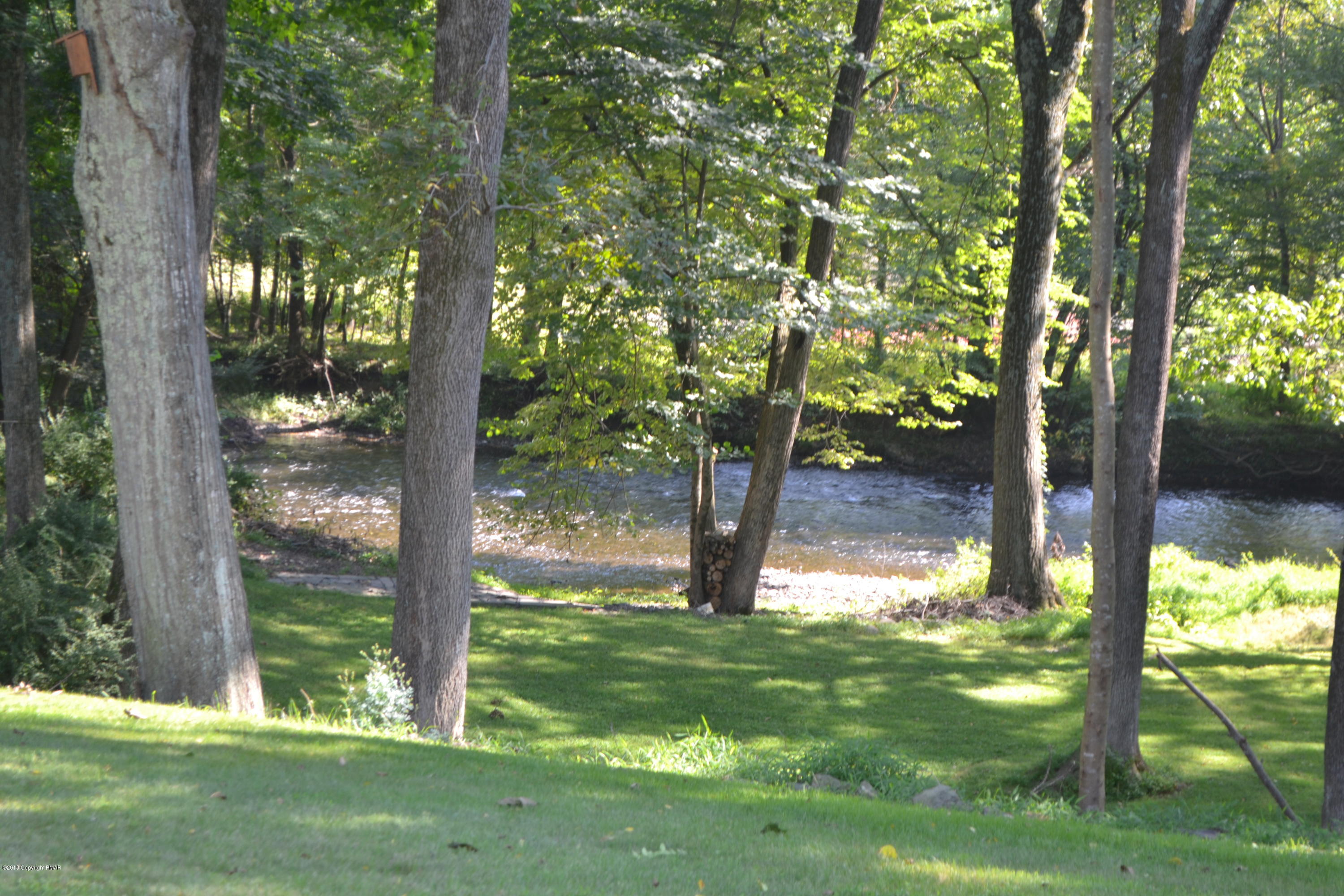 302 Norton Road Stroudsburg, PA 18360 - Photo 8 of 73 Rear Yard