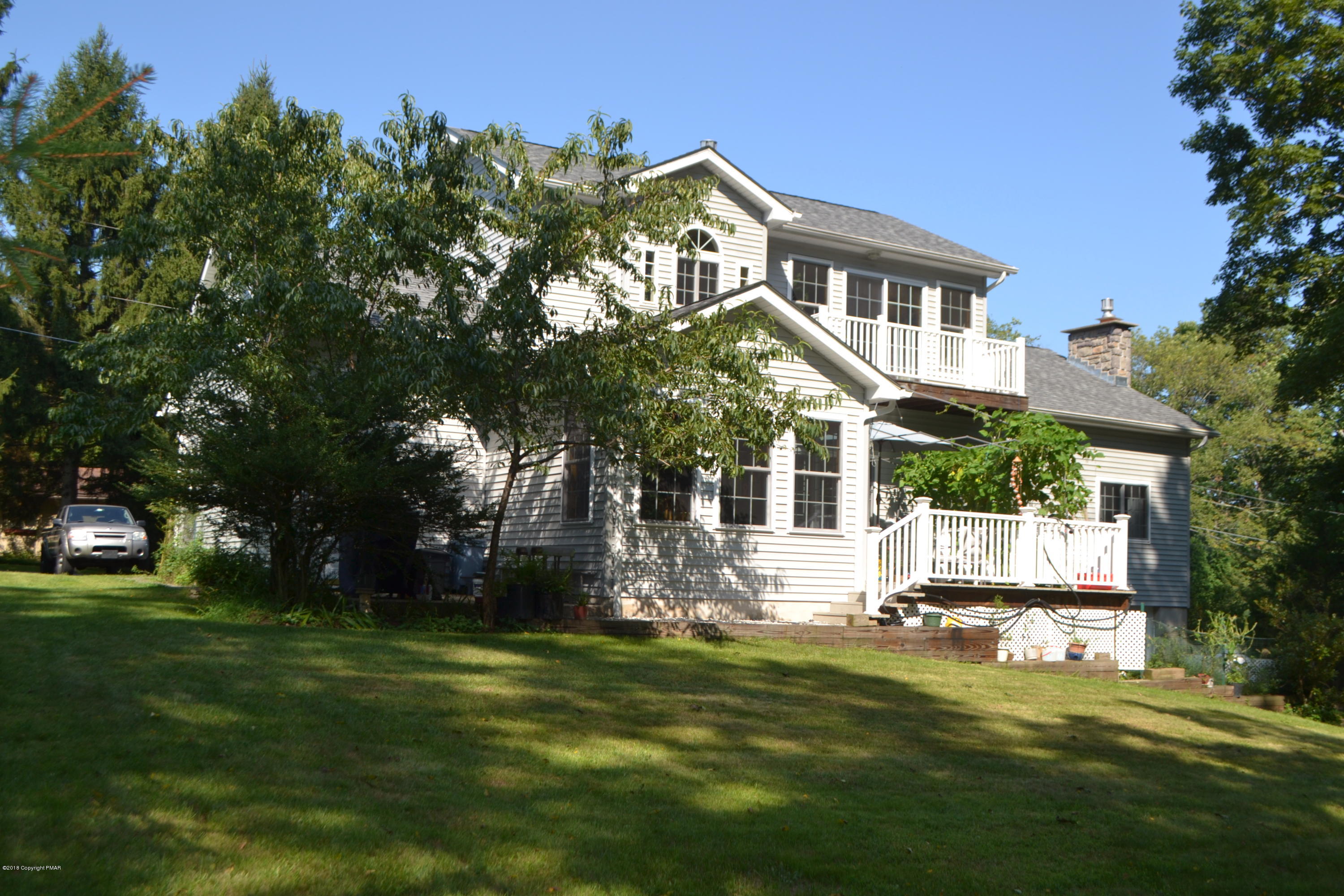 302 Norton Road Stroudsburg, PA 18360 - Photo 10 of 73 Rear View of the House