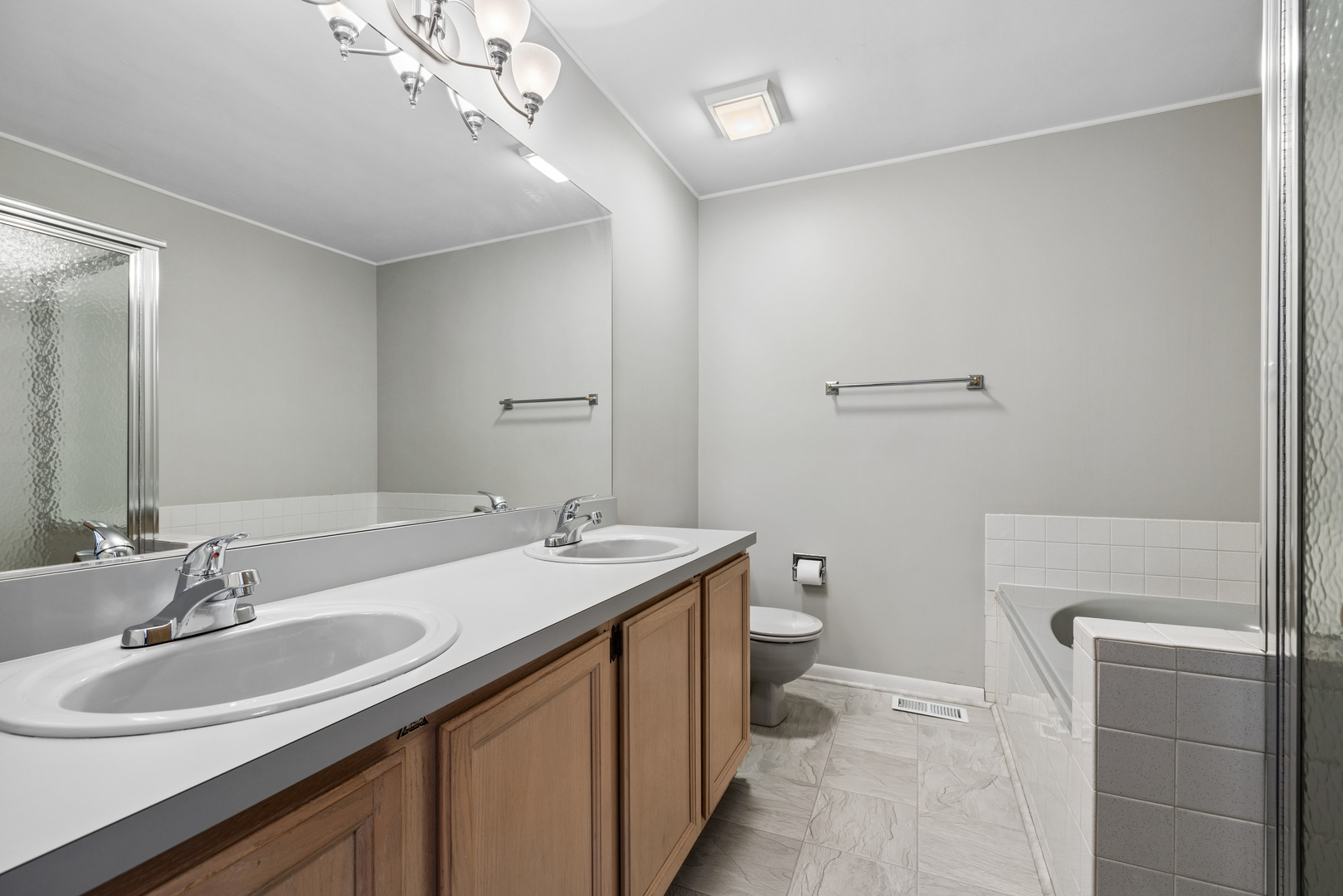 713 Bent Ridge Lane Elgin, IL 60120 - Photo 16 of 23 Gallery Image 16