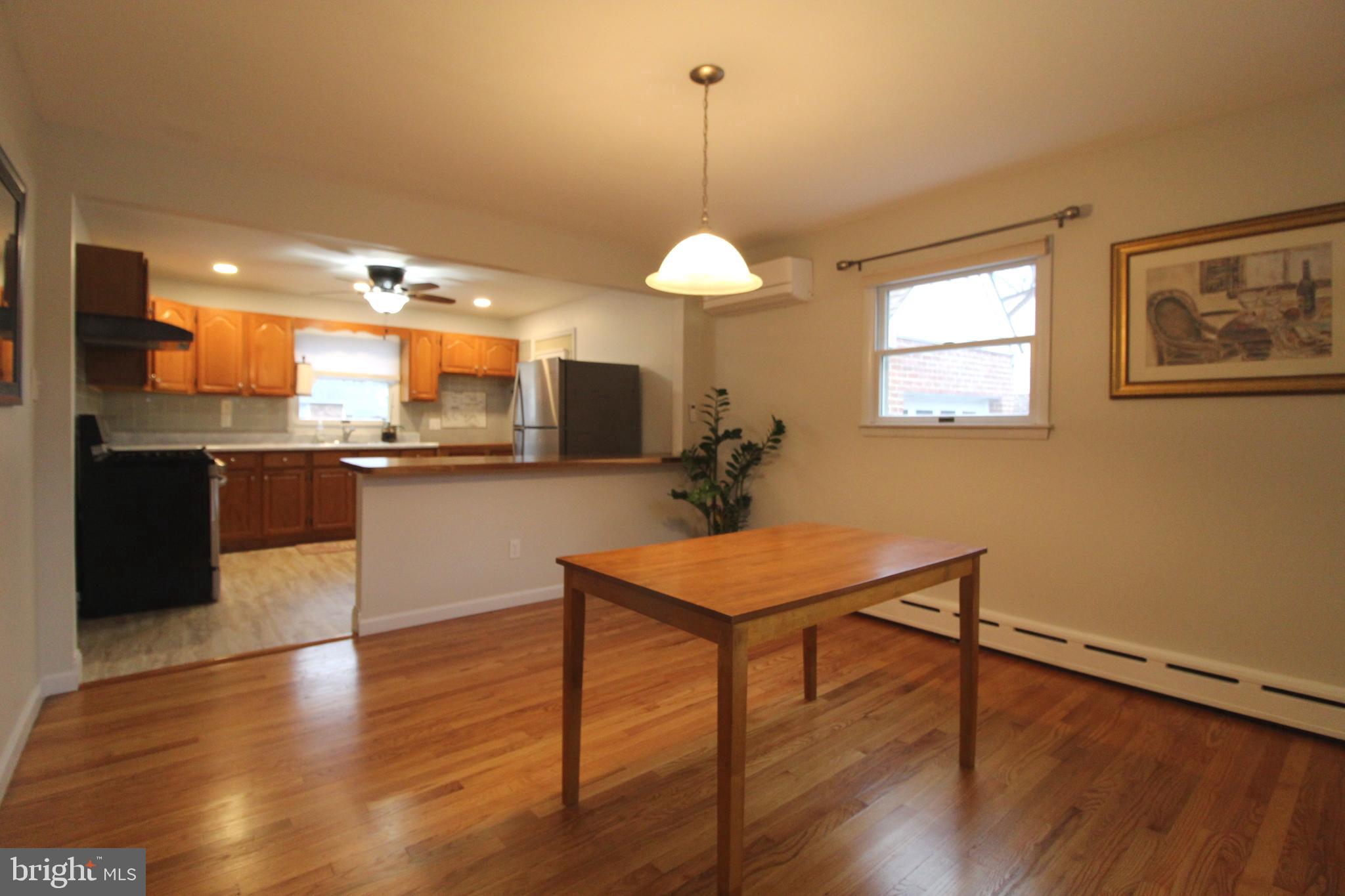 117 Murphy Road Wilmington, DE 19803 - Photo 5 of 18 Kitchen/Dining Room - Center Island
