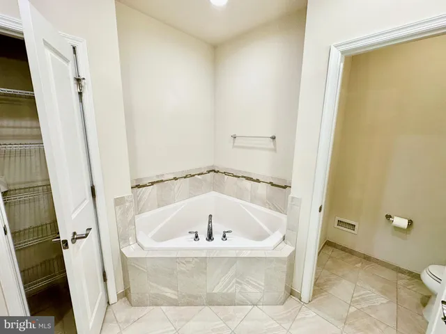 $609,900 | 6967 Country Club Terrace, New Market, MD 21774