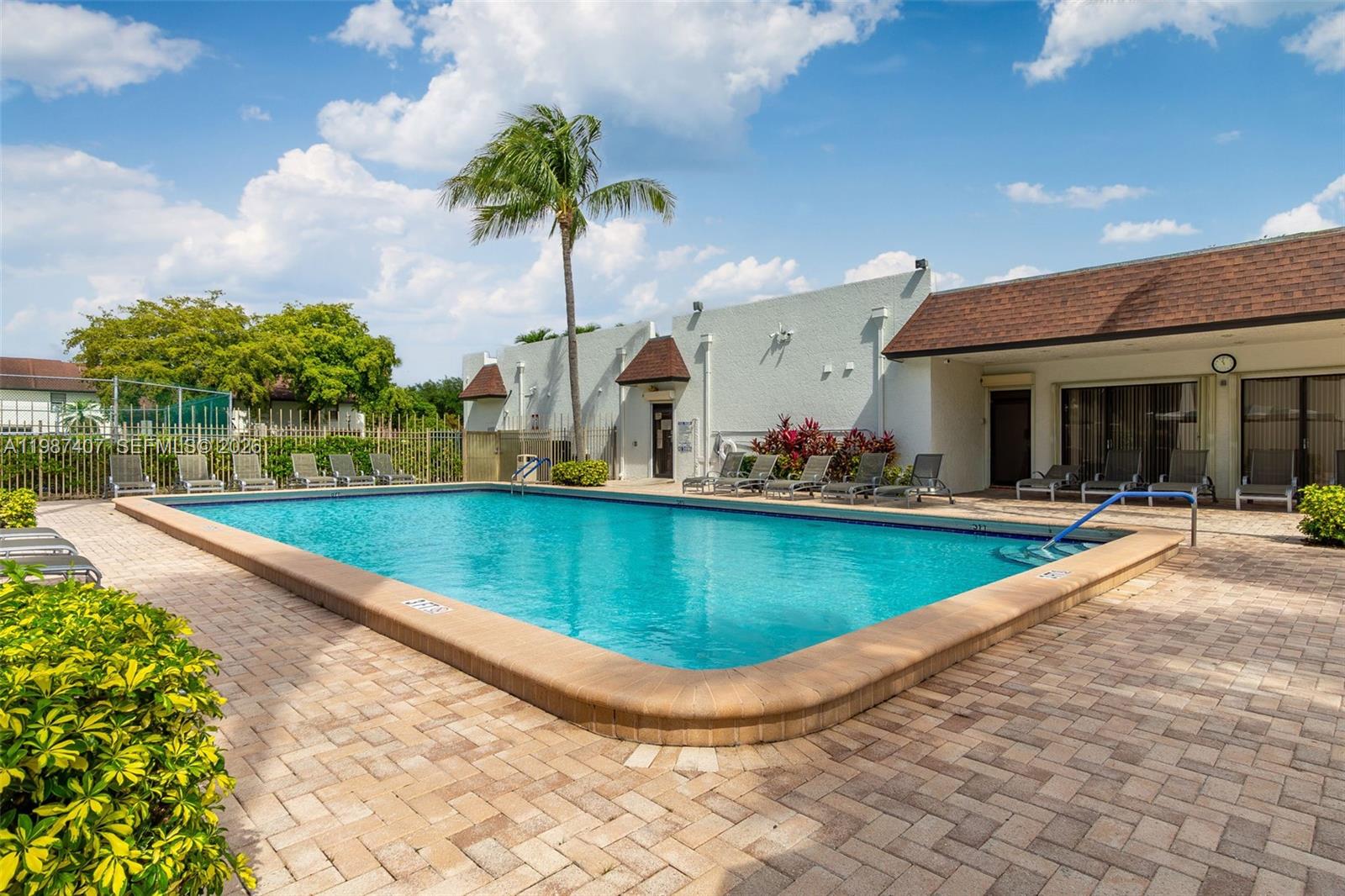 23318 Southwest 55th Way, Unit B Boca Raton, FL 33433 - Photo 25 of 33 Gallery Image 25