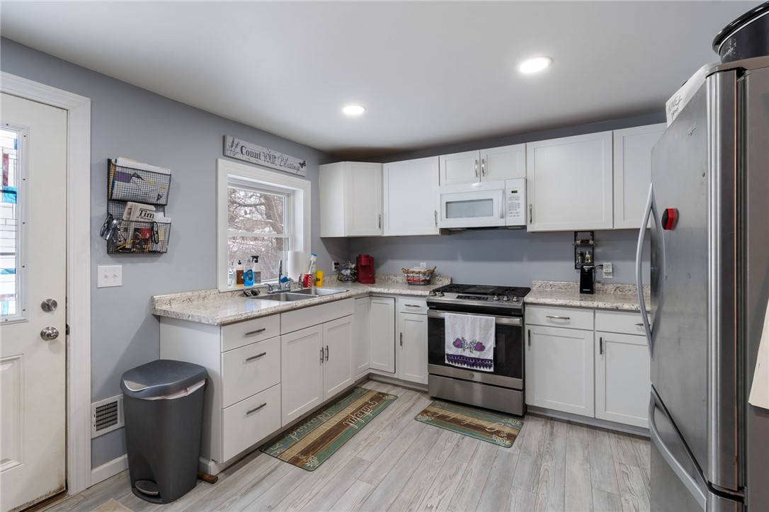 13986 Exchange Street Wolcott, NY 13143 - Photo 5 of 20