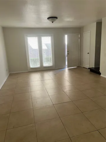 $1,500 | 6111 Beverly Hill Street, Unit 78, Houston, TX 77057