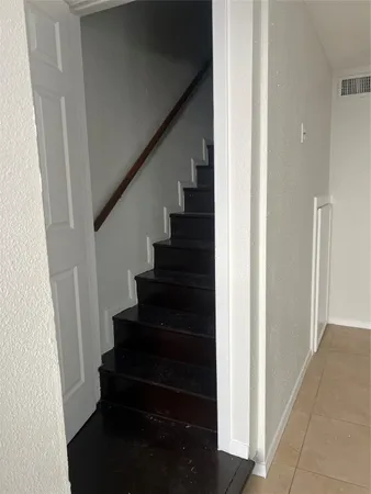 $1,500 | 6111 Beverly Hill Street, Unit 78, Houston, TX 77057