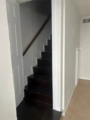 $1,500 | 6111 Beverly Hill Street, Unit 78, Houston, TX 77057