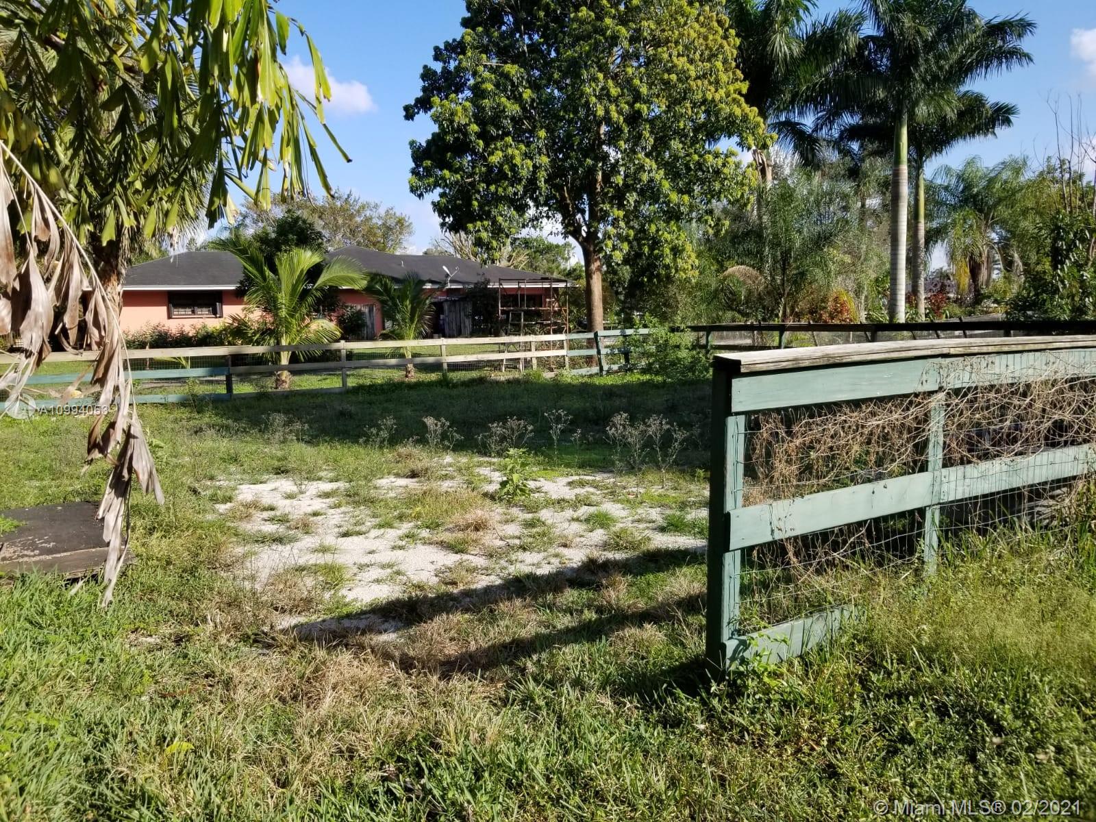 18031 Southwest 70th Place Southwest Ranches, FL 33331 - Photo 14 of 50 Gallery Image 14