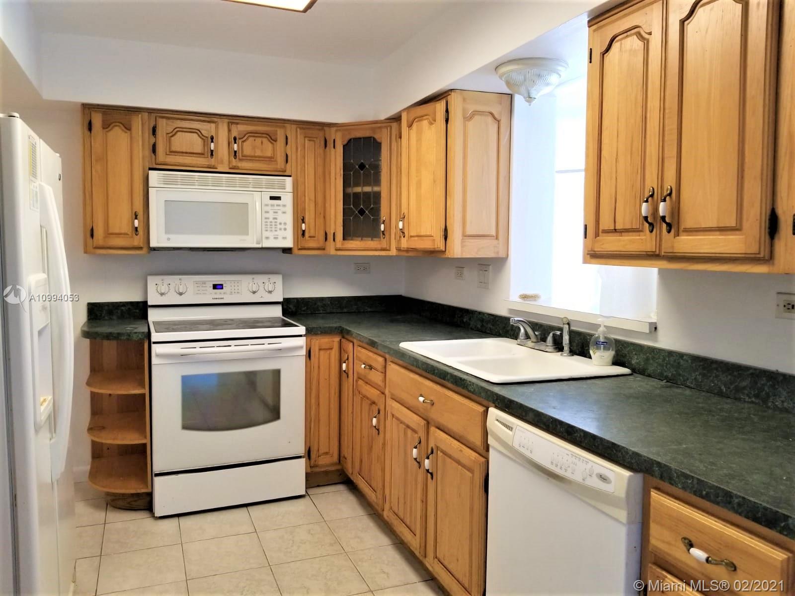 18031 Southwest 70th Place Southwest Ranches, FL 33331 - Photo 22 of 50 Gallery Image 22