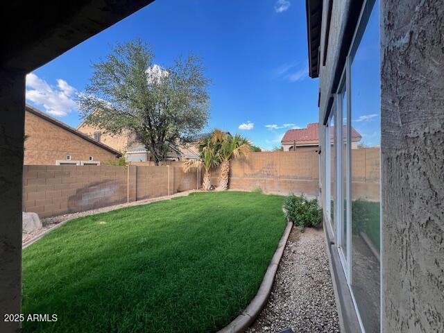 10618 West Lone Cactus Drive Peoria, AZ 85382 - Photo 4 of 22 IMG_7386